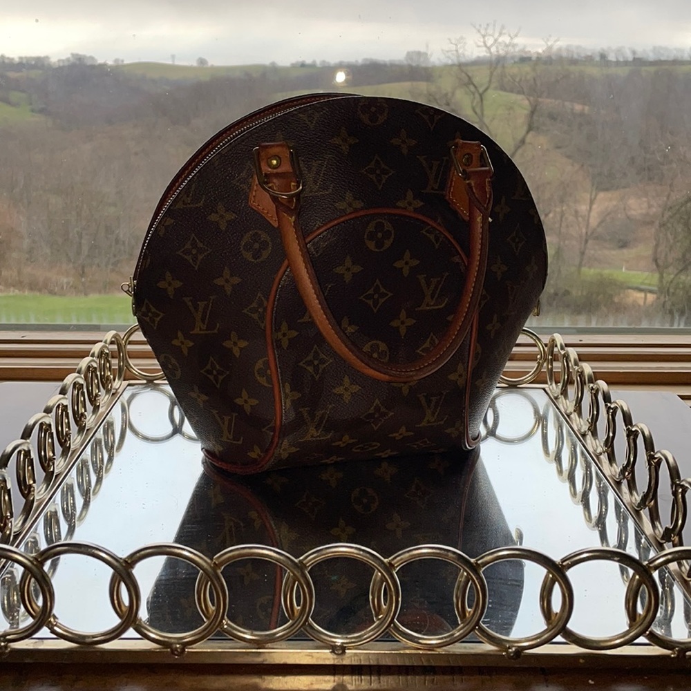 Louis Vuitton Ellipse